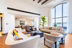 Elegant 3BR Upgraded Villa with Pool & Beach Access